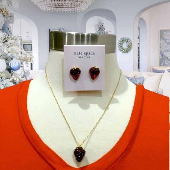 KATE SPADE STRAWBERRY NECKLACE AND EARRINGS SET TUTI FRUITY - Picture 3 of 5